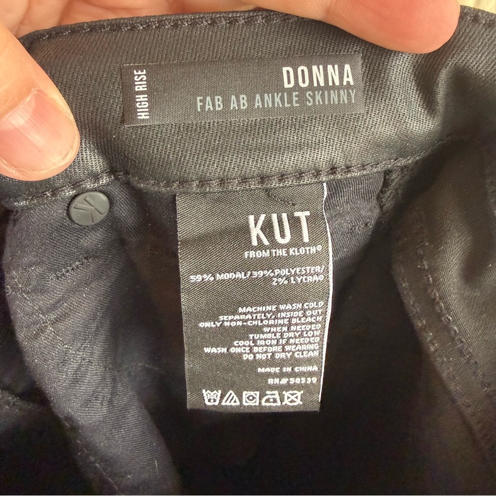 Kut from the Kloth High Rise Donna Fab Ab Ankle Skinny - Picture 7 of 7